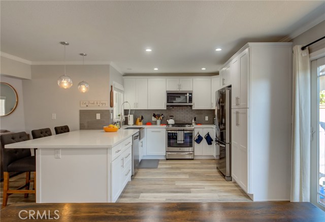 2014 Huntington Lane, Redondo Beach, California 90278, 6 Bedrooms Bedrooms, ,3 BathroomsBathrooms,Residential,Sold,Huntington,PV20087017