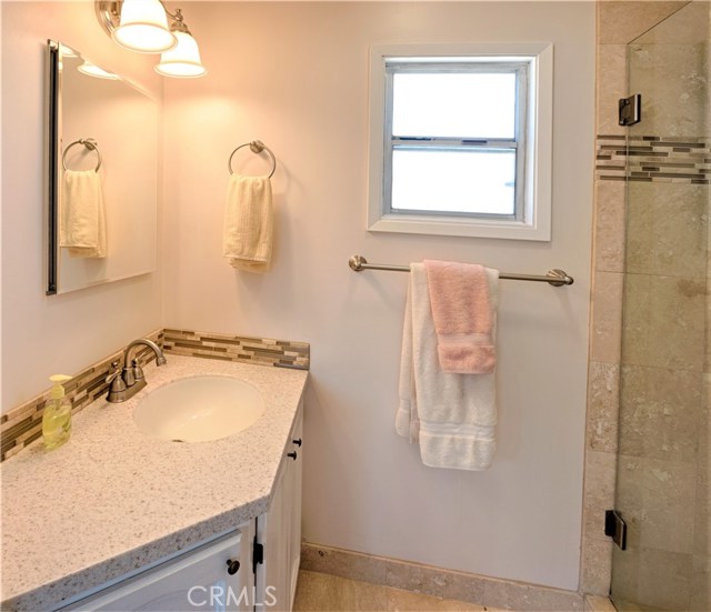 1142 23rd Street, Manhattan Beach, California 90266, 3 Bedrooms Bedrooms, ,1 BathroomBathrooms,Residential,Sold,23rd,SB18096714