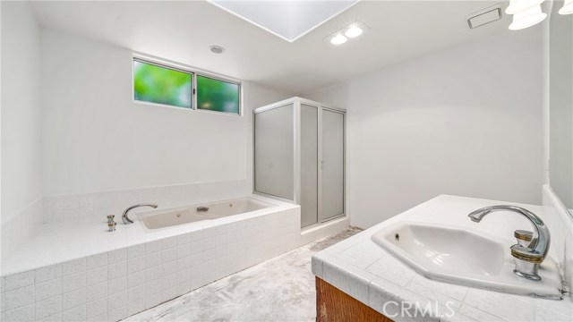 1721 5th Street, Manhattan Beach, California 90266, 3 Bedrooms Bedrooms, ,1 BathroomBathrooms,Residential,Sold,5th Street,PV20126832