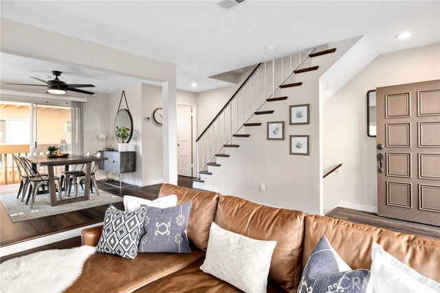 2701 Voorhees Avenue, Redondo Beach, California 90278, 2 Bedrooms Bedrooms, ,2 BathroomsBathrooms,Residential,Sold,Voorhees,SB20156888
