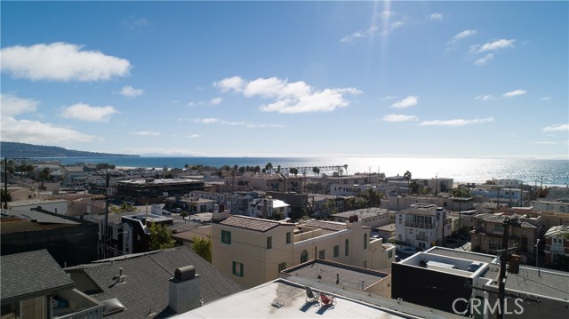 1641 Manhattan Avenue, Hermosa Beach, California 90254, ,Residential Income,Sold,Manhattan,SB19170124