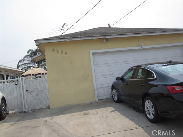  Income Home for Sale in Inglewood, California