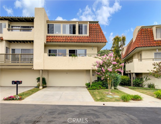 79 Aspen Way, Rolling Hills Estates, California 90274, 2 Bedrooms Bedrooms, ,2 BathroomsBathrooms,Residential,Sold,Aspen,SB18216474