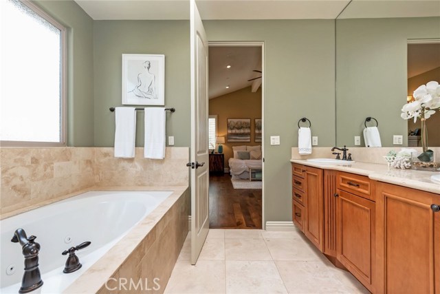 1817 Belmont Lane, Redondo Beach, California 90278, 5 Bedrooms Bedrooms, ,4 BathroomsBathrooms,Residential,Sold,Belmont,SB19125518