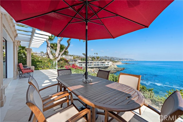 Detail Gallery Image 13 of 59 For 843 Cliff Dr, Laguna Beach,  CA 92651 - 5 Beds | 4 Baths