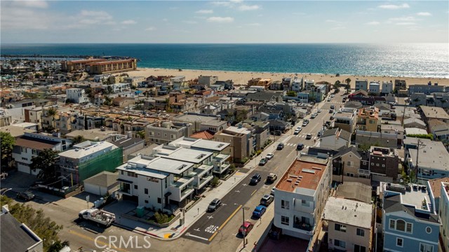 224 2nd Street, Hermosa Beach, California 90254, 4 Bedrooms Bedrooms, ,1 BathroomBathrooms,Residential,Sold,2nd Street,SB19189802