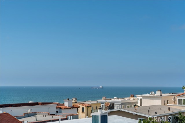 301 20th Street, Manhattan Beach, California 90266, 4 Bedrooms Bedrooms, ,5 BathroomsBathrooms,Residential,Sold,20th,SB19211056