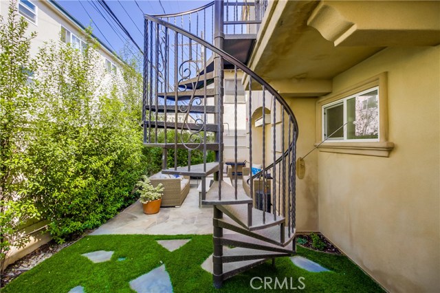 1103 Catalina Avenue, Redondo Beach, California 90277, 3 Bedrooms Bedrooms, ,1 BathroomBathrooms,Residential,Sold,Catalina,SB17200799