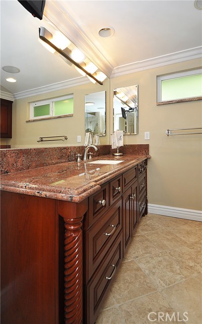 28742 Crestridge Road, Rancho Palos Verdes, California 90275, 4 Bedrooms Bedrooms, ,2 BathroomsBathrooms,Residential,Sold,Crestridge,PV19024409