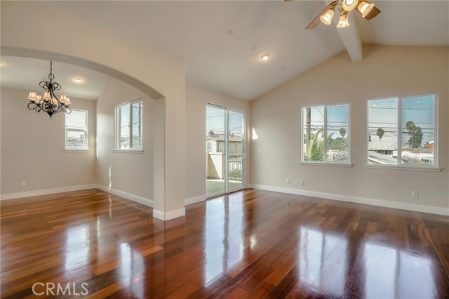 2318 Vanderbilt Lane, Redondo Beach, California 90278, 3 Bedrooms Bedrooms, ,2 BathroomsBathrooms,Residential,Sold,Vanderbilt,SB20231755