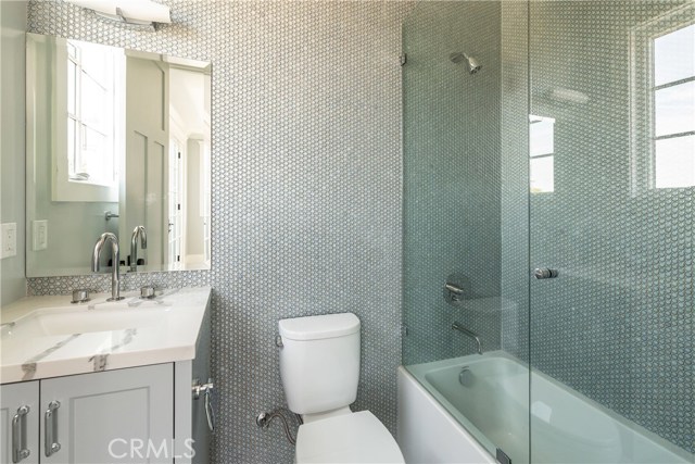 1436 23rd Street, Manhattan Beach, California 90266, 6 Bedrooms Bedrooms, ,6 BathroomsBathrooms,Residential,Sold,23rd,SB19158776