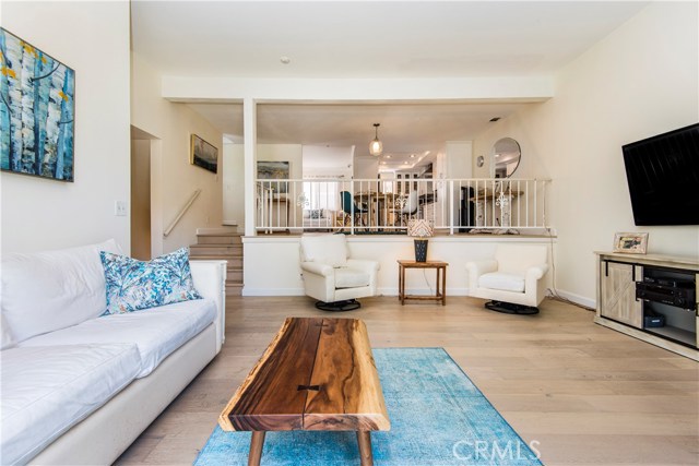 208 Juanita Avenue, Redondo Beach, California 90277, 3 Bedrooms Bedrooms, ,3 BathroomsBathrooms,Residential,Sold,Juanita,SB18196723