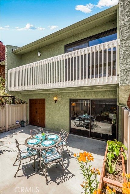 1419 Goodman Avenue, Redondo Beach, California 90278, 3 Bedrooms Bedrooms, ,2 BathroomsBathrooms,Residential,Sold,Goodman,SB19118677