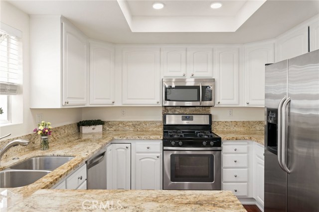 125 Lucia Avenue, Redondo Beach, California 90277, 3 Bedrooms Bedrooms, ,1 BathroomBathrooms,Residential,Sold,Lucia,SB20095543