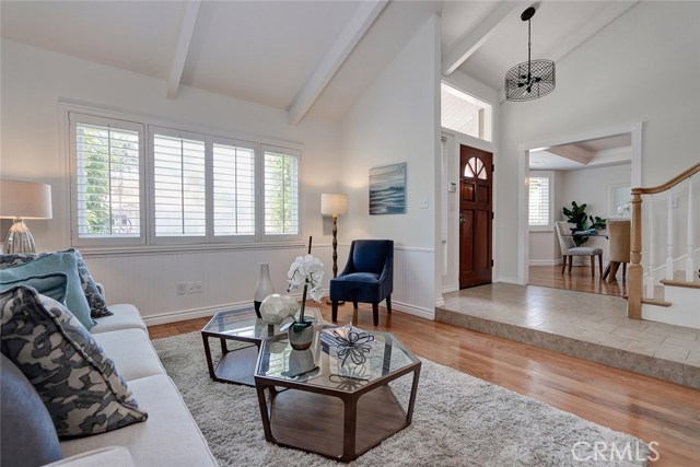 2011 Dufour Avenue, Redondo Beach, California 90278, 3 Bedrooms Bedrooms, ,2 BathroomsBathrooms,Residential,Sold,Dufour,SB19170584