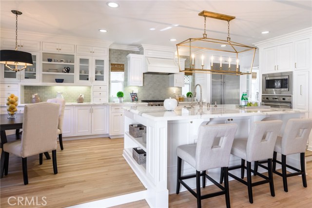 742 27th Street, Manhattan Beach, California 90266, 4 Bedrooms Bedrooms, ,3 BathroomsBathrooms,Residential,Sold,27th,SB19194302