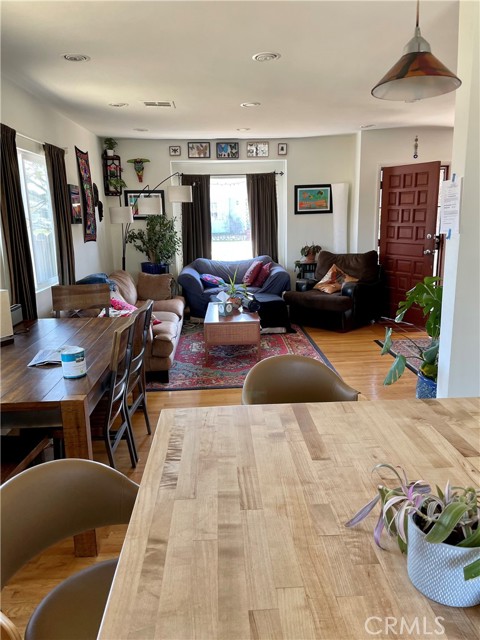 2415 Thomas Avenue, Redondo Beach, California 90278, 4 Bedrooms Bedrooms, ,2 BathroomsBathrooms,Residential,Sold,Thomas,SB21078397