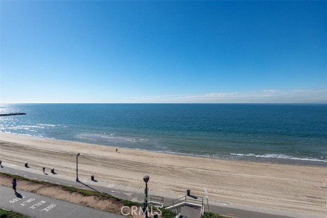 531 Esplanade, Redondo Beach, California 90277, 2 Bedrooms Bedrooms, ,2 BathroomsBathrooms,Residential,Sold,Esplanade,SB18285954