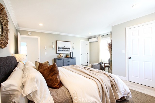 5 Bed Home for Sale in Los Angeles, California