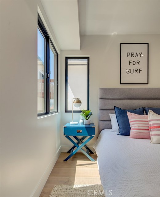 124 39th Street, Manhattan Beach, California 90266, 3 Bedrooms Bedrooms, ,2 BathroomsBathrooms,Residential,Sold,39th,SB20089804