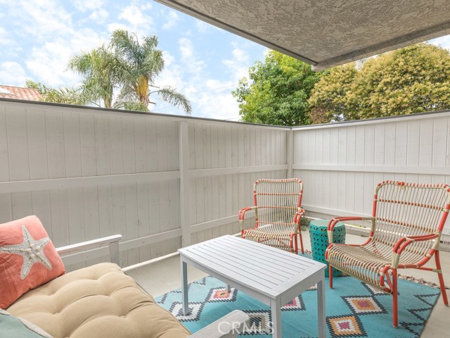 110 Juanita Avenue, Redondo Beach, California 90277, 2 Bedrooms Bedrooms, ,1 BathroomBathrooms,Residential,Sold,Juanita,SB19190456