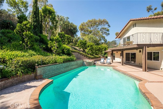 12 Latigo Lane, Rolling Hills Estates, California 90274, 4 Bedrooms Bedrooms, ,3 BathroomsBathrooms,Residential,Sold,Latigo,SB20204077