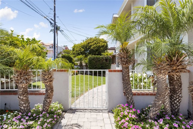 2013 Speyer Lane, Redondo Beach, California 90278, 4 Bedrooms Bedrooms, ,2 BathroomsBathrooms,Residential,Sold,Speyer,SB20168203