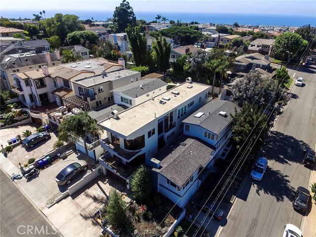 513 Dianthus Street, Manhattan Beach, California 90266, 3 Bedrooms Bedrooms, ,3 BathroomsBathrooms,Residential,Sold,Dianthus,SB17224221