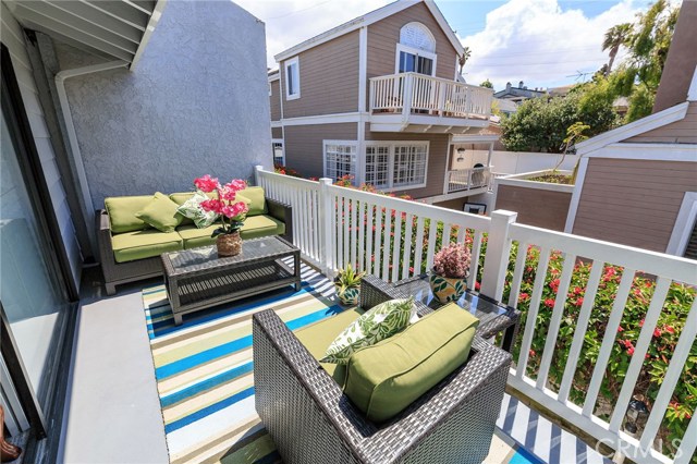 606 Guadalupe Avenue, Redondo Beach, California 90277, 2 Bedrooms Bedrooms, ,2 BathroomsBathrooms,Residential,Sold,Guadalupe,SB19124335