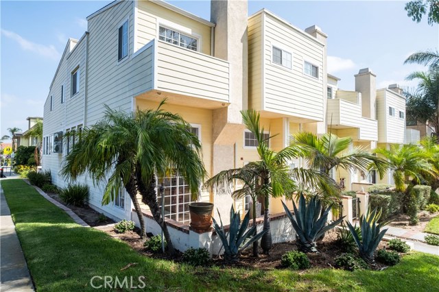 2301 Mathews Avenue, Redondo Beach, California 90278, 3 Bedrooms Bedrooms, ,2 BathroomsBathrooms,Residential,Sold,Mathews,RS20178676
