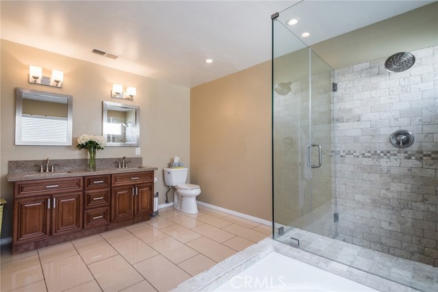2507 Huntington Lane Lane, Redondo Beach, California 90278, 3 Bedrooms Bedrooms, ,2 BathroomsBathrooms,Residential,Sold,Huntington Lane,SB18089282