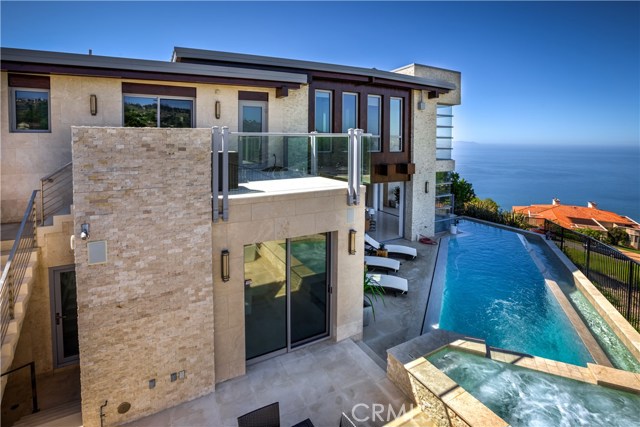 2923 Vista Del Mar, Rancho Palos Verdes, California 90275, 5 Bedrooms Bedrooms, ,5 BathroomsBathrooms,Residential,Sold,Vista Del Mar,SB17178378