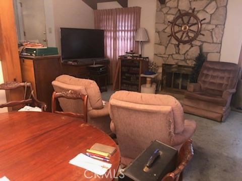 606 Faye Lane, Redondo Beach, California 90277, 5 Bedrooms Bedrooms, ,2 BathroomsBathrooms,Residential,Sold,Faye Lane,PW20205378