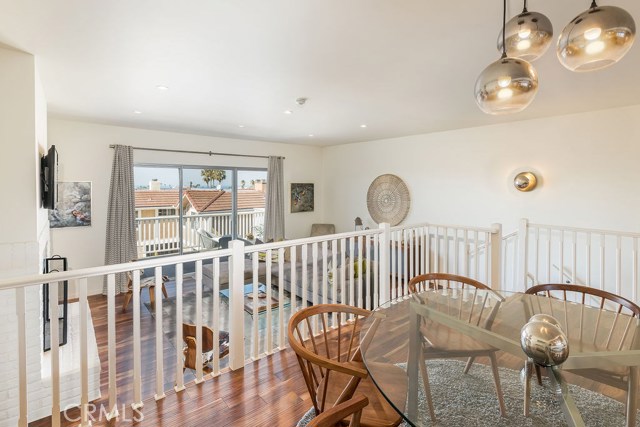 222 Guadalupe Avenue, Redondo Beach, California 90277, 4 Bedrooms Bedrooms, ,1 BathroomBathrooms,Residential,Sold,Guadalupe,SB19253760