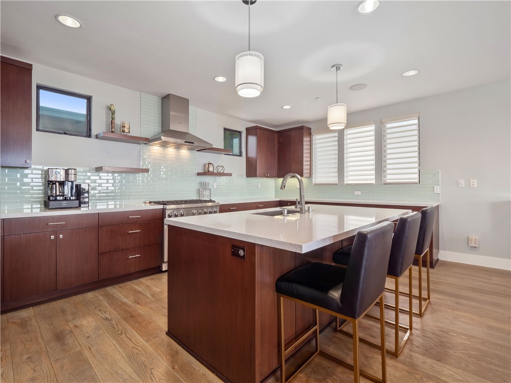 1629 Golden Avenue, Hermosa Beach, California 90254, 5 Bedrooms Bedrooms, ,3 BathroomsBathrooms,Residential,Sold,Golden,SB21133129