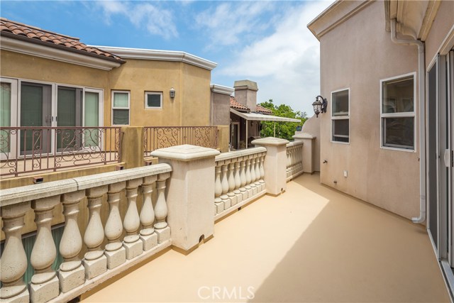 1461 12th Street, Manhattan Beach, California 90266, 3 Bedrooms Bedrooms, ,2 BathroomsBathrooms,Residential,Sold,12th,SB17108365