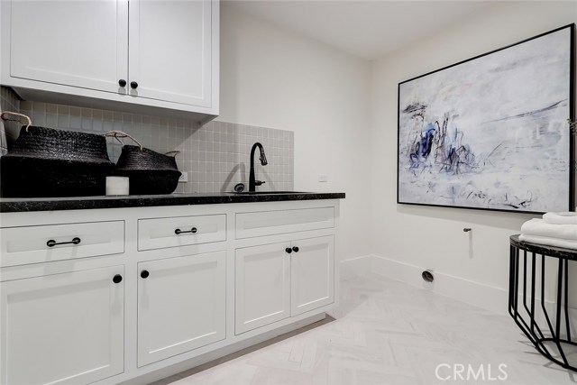 3516 Manhattan Avenue, Manhattan Beach, California 90266, 4 Bedrooms Bedrooms, ,3 BathroomsBathrooms,Residential,Sold,Manhattan,SB20011197