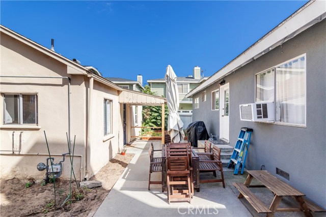 2003 Gates Avenue, Redondo Beach, California 90278, ,Residential Income,Sold,Gates,SB19246291