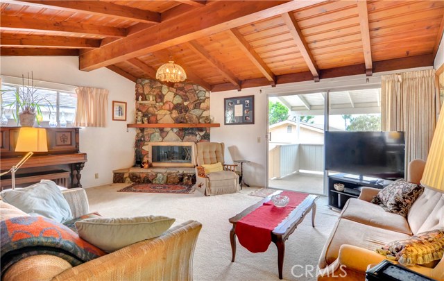 1535 Curtis Avenue, Manhattan Beach, California 90266, 3 Bedrooms Bedrooms, ,1 BathroomBathrooms,Residential,Sold,Curtis,SB17101514