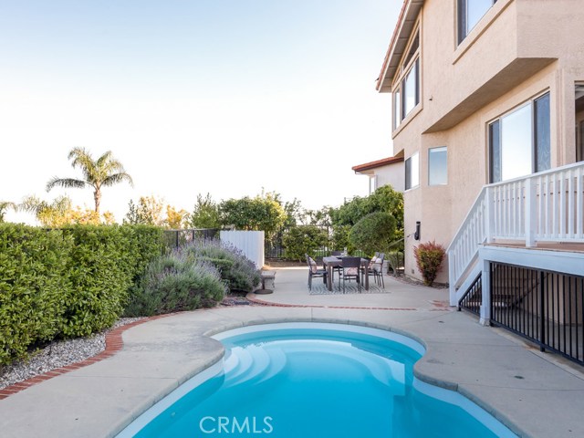 16 Avenida De Camelia, Rancho Palos Verdes, California 90275, 4 Bedrooms Bedrooms, ,3 BathroomsBathrooms,Residential,Sold,Avenida De Camelia,PV17086557