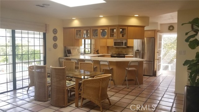 2109 Avenida Aprenda, Rancho Palos Verdes, California 90275, 3 Bedrooms Bedrooms, ,2 BathroomsBathrooms,Residential,Sold,Avenida Aprenda,PV18079557