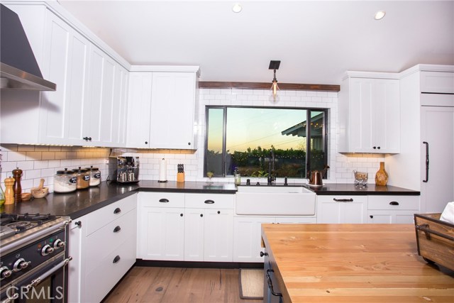 2271 Estribo Drive, Rolling Hills Estates, California 90274, 4 Bedrooms Bedrooms, ,3 BathroomsBathrooms,Residential,Sold,Estribo,SB19042746