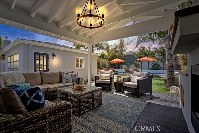 2306 Graham Avenue, Redondo Beach, California 90278, 2 Bedrooms Bedrooms, ,2 BathroomsBathrooms,Residential,Sold,Graham,SB18096314