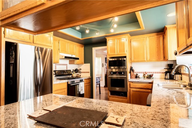 1810 Pullman Lane, Redondo Beach, California 90278, 4 Bedrooms Bedrooms, ,2 BathroomsBathrooms,Residential,Sold,Pullman,SB19032295