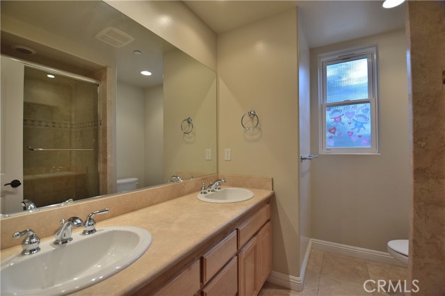 309 Broadway, Redondo Beach, California 90277, 4 Bedrooms Bedrooms, ,3 BathroomsBathrooms,Residential,Sold,Broadway,SB18296686