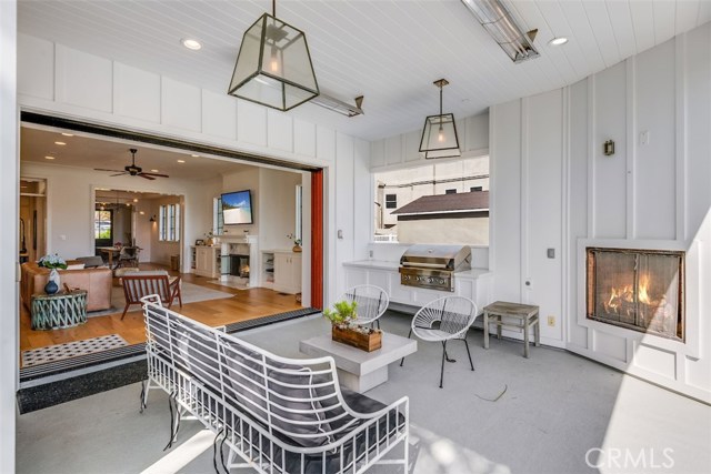 740 Avenue C, Redondo Beach, California 90277, 5 Bedrooms Bedrooms, ,5 BathroomsBathrooms,Residential,Sold,Avenue C,PV20082727