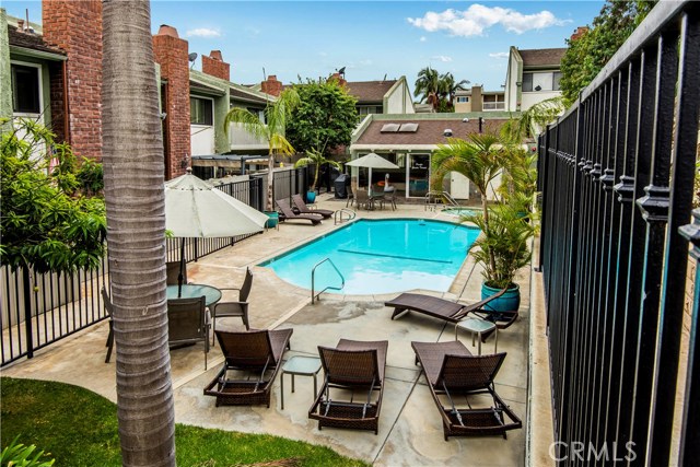 1409 Goodman Avenue, Redondo Beach, California 90278, 3 Bedrooms Bedrooms, ,2 BathroomsBathrooms,Residential,Sold,Goodman,SB18216937