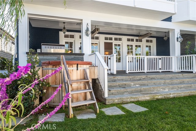 663 18th Street, Manhattan Beach, California 90266, 5 Bedrooms Bedrooms, ,5 BathroomsBathrooms,Residential,Sold,18th,SB19262147