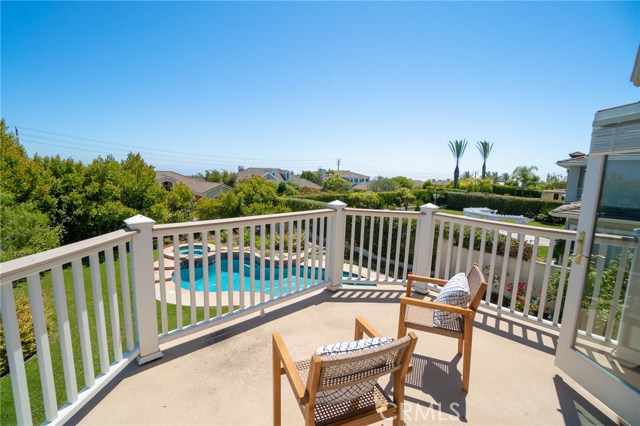 2 San Miguel, Rolling Hills Estates, California 90274, 4 Bedrooms Bedrooms, ,4 BathroomsBathrooms,Residential,Sold,San Miguel,SB20109070
