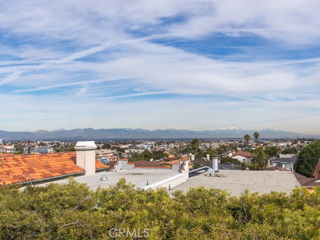 1218 Harper Ave, Redondo Beach, California 90278, 3 Bedrooms Bedrooms, ,2 BathroomsBathrooms,Residential,Sold,Harper Ave,SB20004970